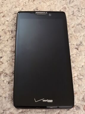 Motorola Droid Razr Maxx HD Cell Phone